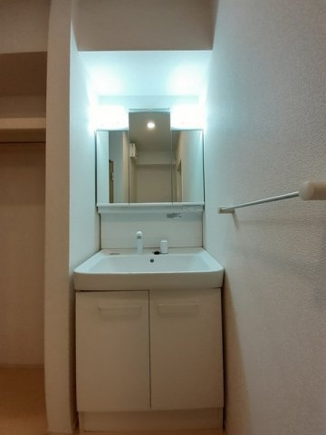 セレーノ　Ⅱ番館の洗面所