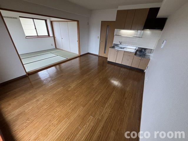 CO・COONの居間・リビング
