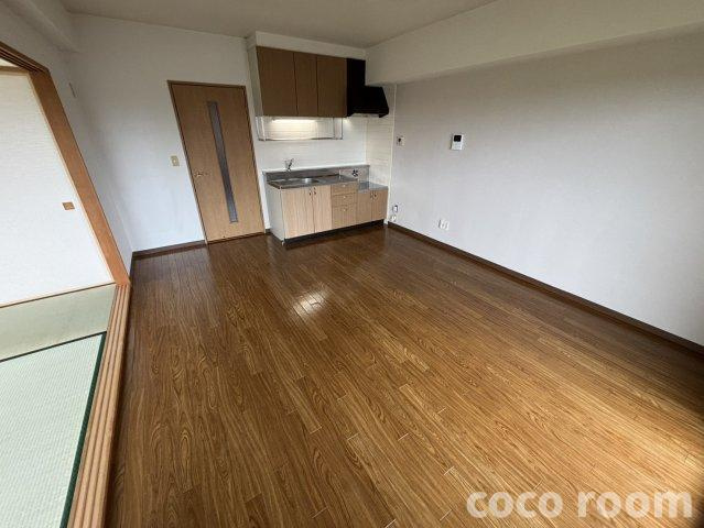 CO・COONの居間・リビング