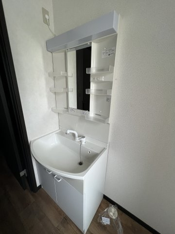 STUDIO 伏屋の独立洗面台