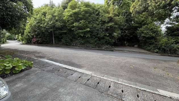【駐車場】 | 殖産浮山温泉郷　戸建
