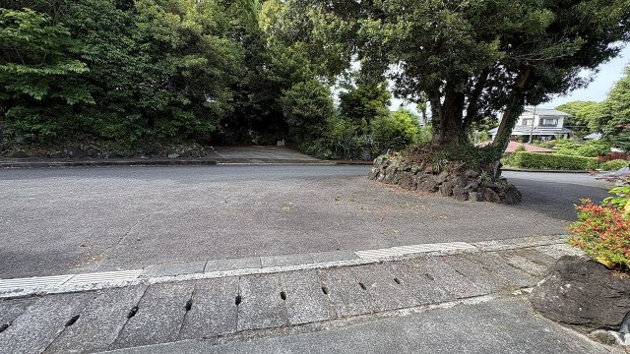 【駐車場】 | 殖産浮山温泉郷　戸建