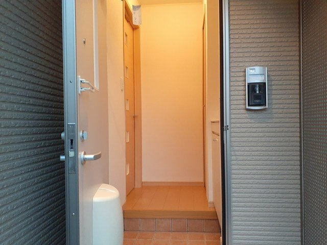 セトル・アンソレイユ　Ｂの玄関