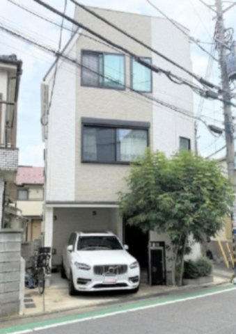【外観】 | ■祐天寺駅６分■令和２年築■東南角地■賃貸併用■４ＬＤＫ■ルーフバルコニー■住友不動産の注文建築 | 特別キャンペーン中！
詳細は「諸費用」欄をご確認下さい！
■祐天寺駅６分
■令和２年築
■東南角地
■賃貸併用（１Ｒ×２）
■４ＬＤＫ
■広々ルーフバルコニー
■住友不動産の注文建築