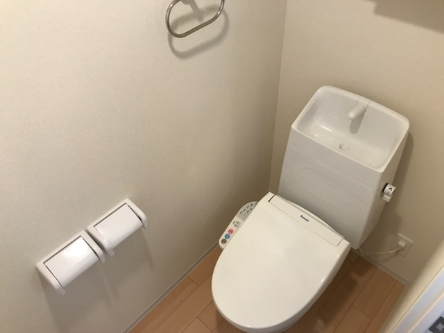 セイクレストBのトイレ