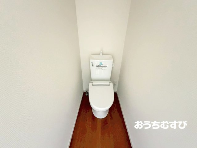 小牧市東田中2期(全9棟)のトイレ