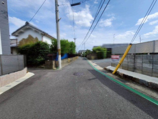 長岡京市今里2丁目の前面道路含む現地写真|前道約6ｍ！
お車の駐車や分譲地内の離合も安心です。