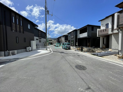 【前面道路含む現地写真】 | 雄琴５丁目　全１４棟２期２号棟