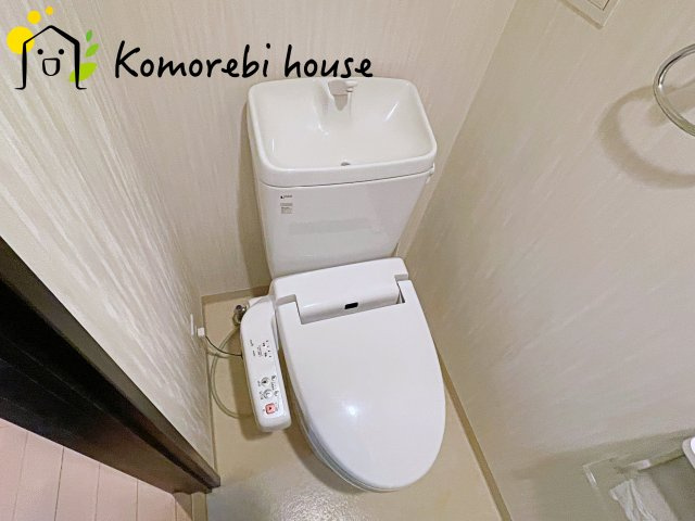 ベリーナフォート大宮のトイレ|落ち着いた色調のトイレです