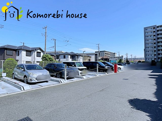 ベリーナフォート大宮の駐車場|駐車場に車を止められます
