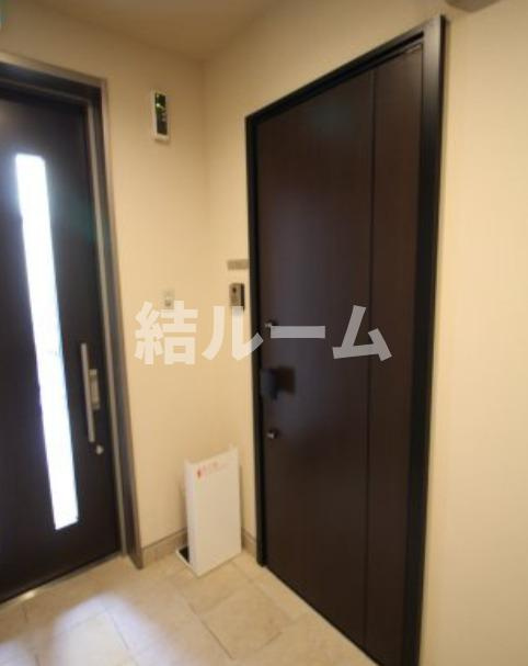 北区神谷３丁目のアパートのロビー