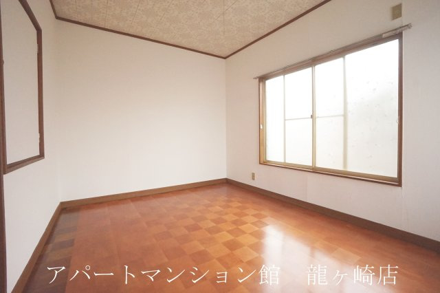双葉Aハウスの洋室