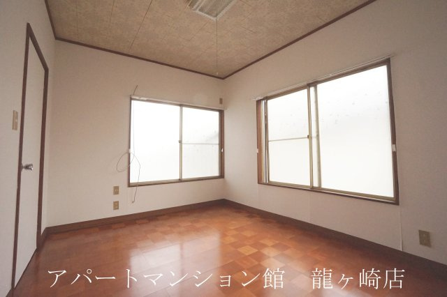 双葉Aハウスの洋室