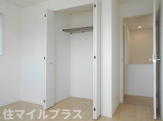【洋室】 | 郡山市久留米3丁目新築一戸建て2棟 | 個人の部屋や寝室として使える洋室です
