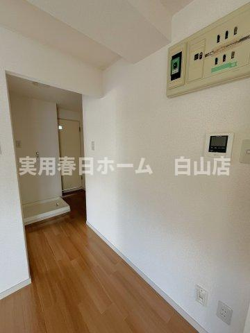 【居間・リビング】