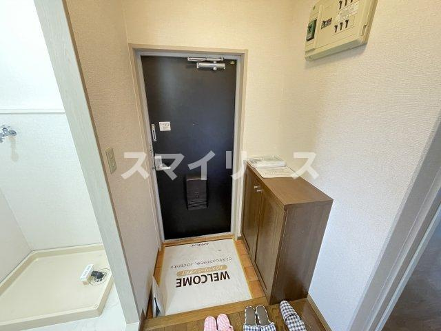 ジャスティス2番館の玄関