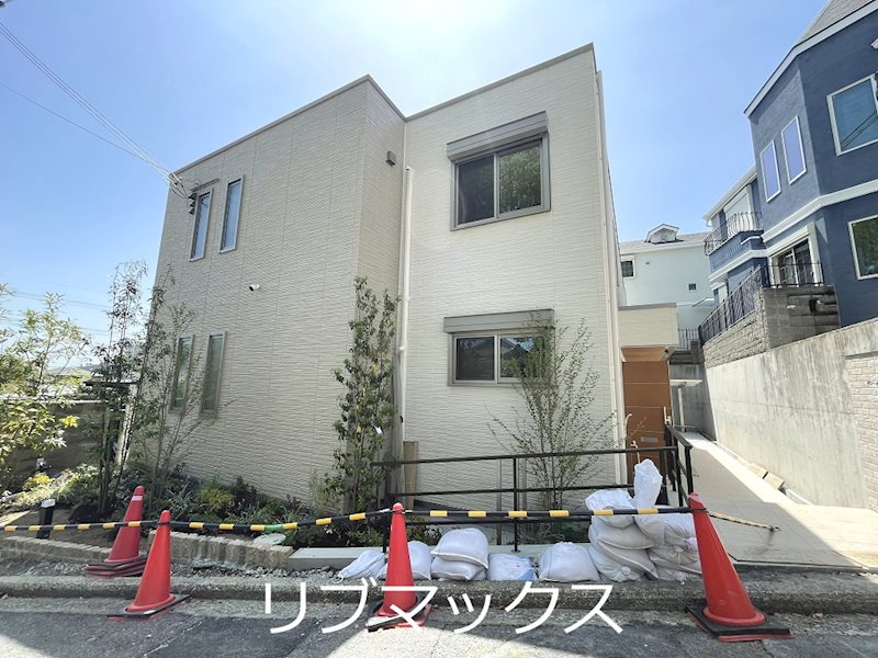 シャーメゾンブルーメの画像