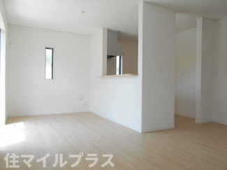 【居間・リビング】 | 郡山市富田町町内新築一戸建て3棟 | リビングです