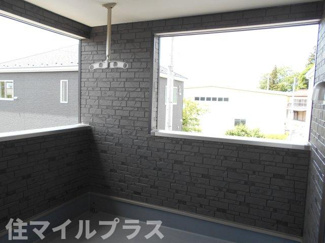 【バルコニー】 | 郡山市富田町町内新築一戸建て3棟 | 暖かな日差しのふりそそぐバルコニー