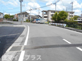 【前面道路含む現地写真】 | 郡山市富田町町内新築一戸建て3棟 | 前面道路含む現地写真です