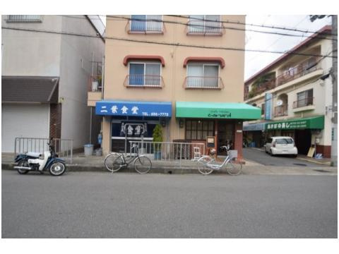 ルヴェール松井の周辺