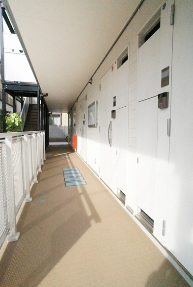 川崎市多摩区登戸の賃貸マンションのロビー