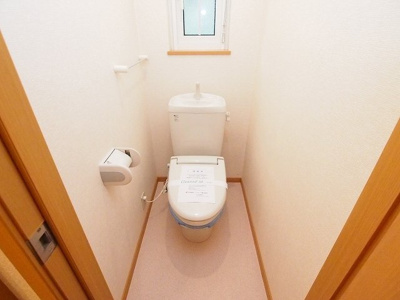 【トイレ】 | カルム尾崎Ｂ | 落ち着いた色調のトイレです