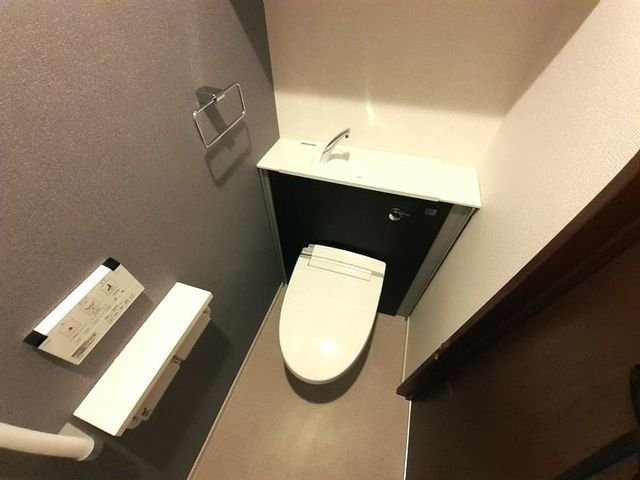 【トイレ】 | コスモス　Ｍ | ゆったりとした空間のトイレです