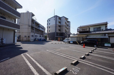 【駐車場】 | フレンテ二島 | 駐車場です
