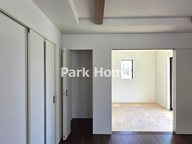 香南市野市町西野 -6期1棟- 新築戸建ての収納|リビング収納