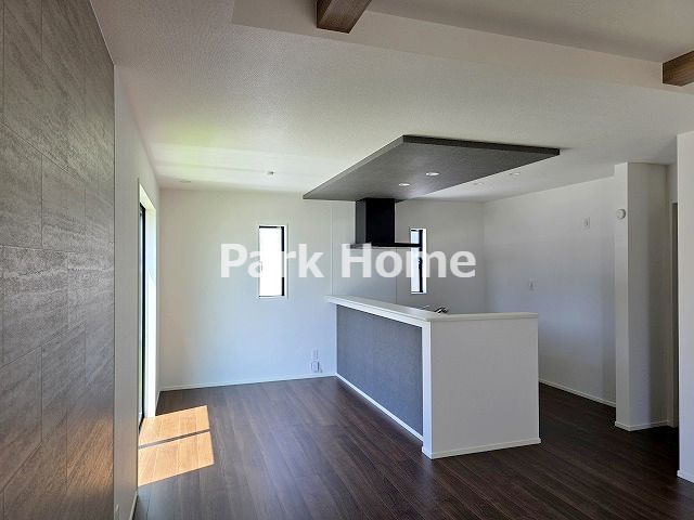 香南市野市町西野 -6期1棟- 新築戸建ての居間・リビング