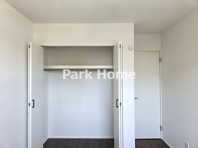 香南市野市町西野 -6期1棟- 新築戸建ての収納|２F:5.25洋室クローゼット