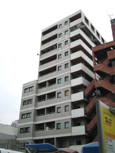 港区六本木５丁目の事務所の外観