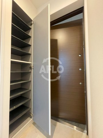 GRAND STEADY西田辺の収納|GRAND STEADY西田辺