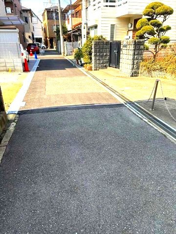 西宮市高松町の前面道路含む現地写真|南道路に面し陽当り良好