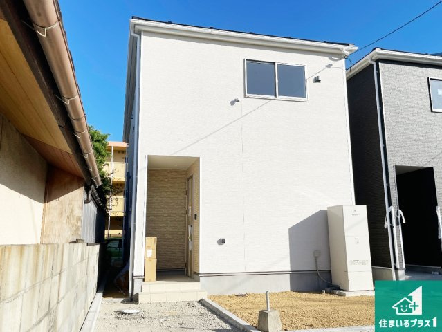 守山市川田町　第1期　新築一戸建ての外観|周辺は落ち着いた街並みの住宅地！子育てがしやすい住環境です！気になることがありましたら、お気軽にお問い合わせください！