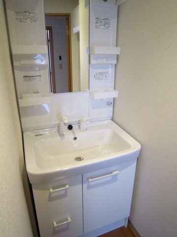 リベール浅草の洗面所