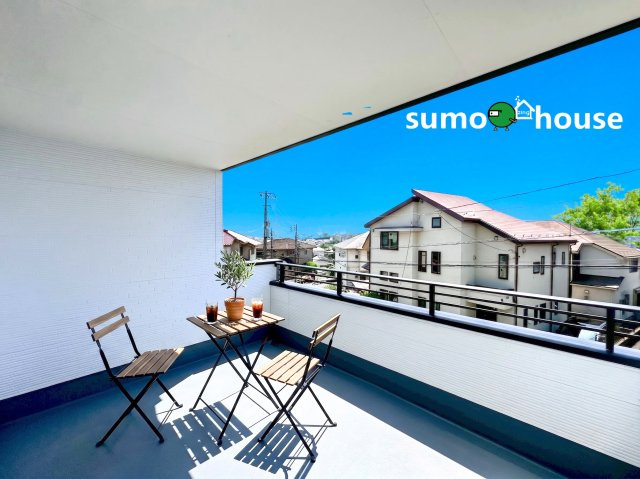 横浜市鶴見区梶山2丁目　2号棟のバルコニー|開放的で明るい空間を演出してくれるバルコニーです