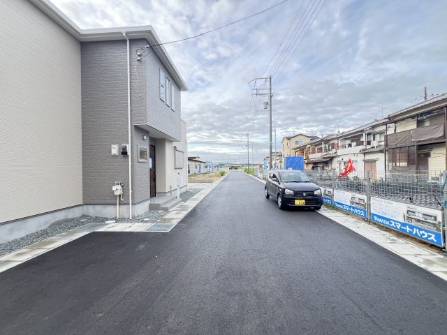 橿原市第1忌部町　全3棟の前面道路含む現地写真