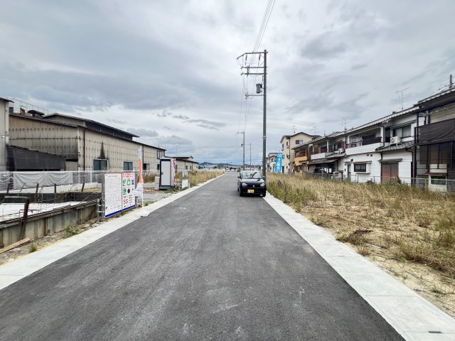 橿原市第1忌部町　全3棟の前面道路含む現地写真