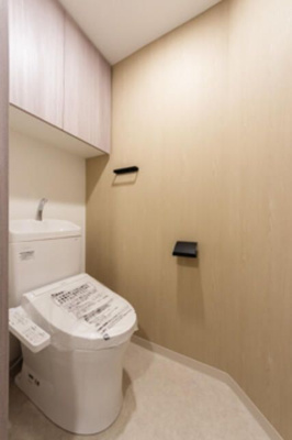 【トイレ】 | ラフォンテ田端 | 落ち着いた色調のトイレです