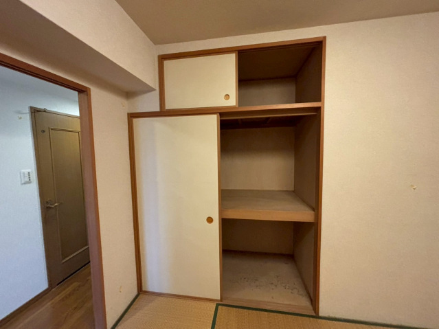 ライオンズガーデン大橋の収納