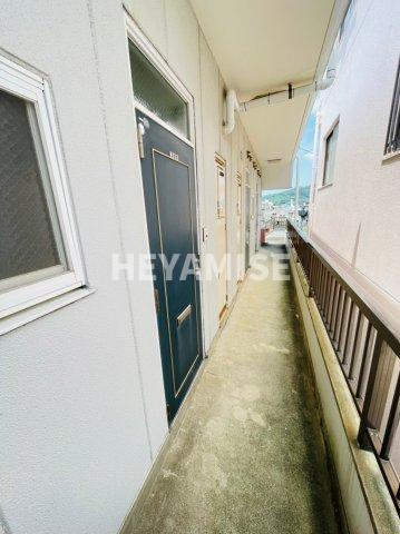 メゾンエスポワール家野町のエントランス|※反転間取りのお写真です※