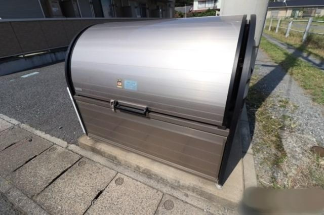 グランドゥール三笠山のその他共用部分|ゴミストッカー