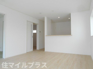 【居間・リビング】 | 郡山市安積町笹川新築一戸建て9棟 | おしゃれな居間です