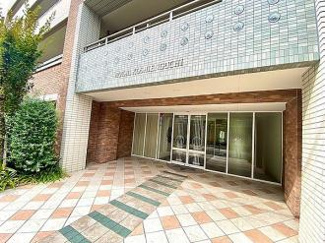 【エントランス】 | ロイヤル甲子園口