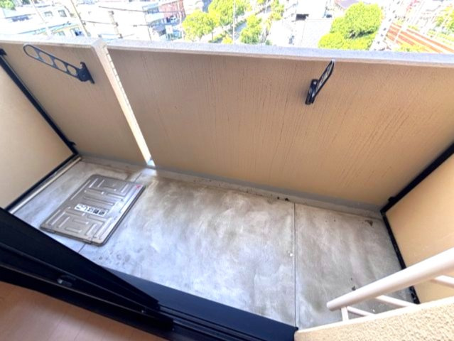 庵のバルコニー