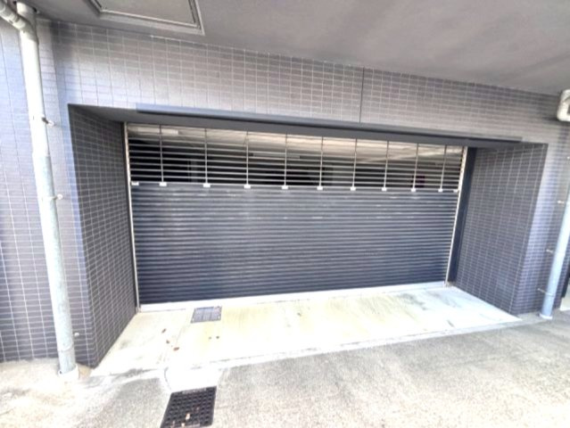 庵の駐車場
