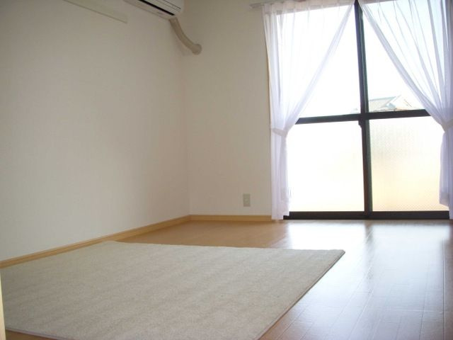Ｍ・Ｃｏｓｙｈｏｕｓｅの洋室