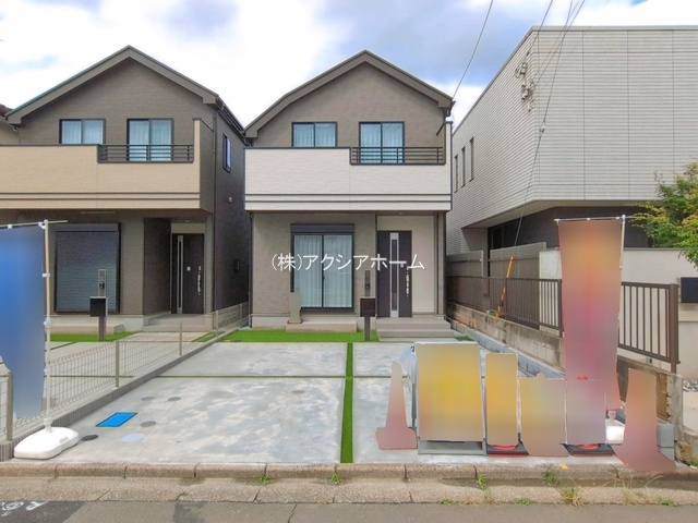 所沢市中新井5丁目・全2棟　新築一戸建　B号棟の駐車場